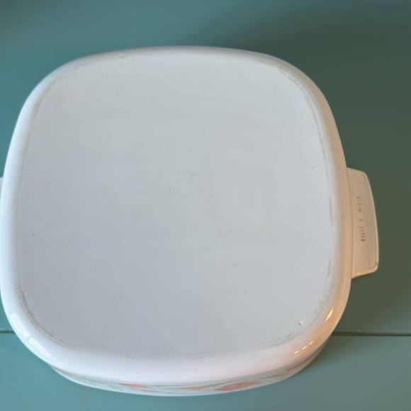 #2 Liter Corningware Peach Floral Pattern Casserole Dish - Picture 3 of 5